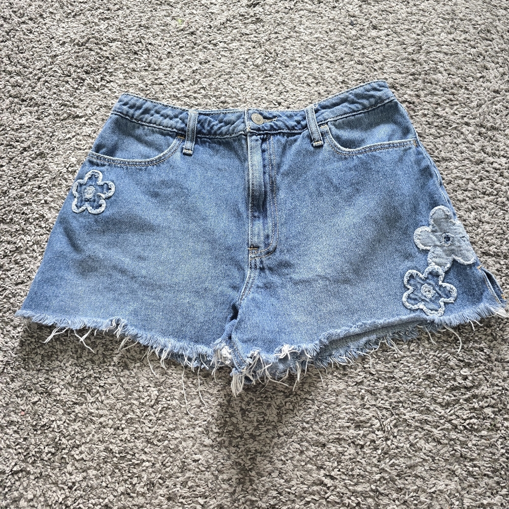Hollister Ultra High-rise Vintage Relaxed Mom Shorts Size 7/28